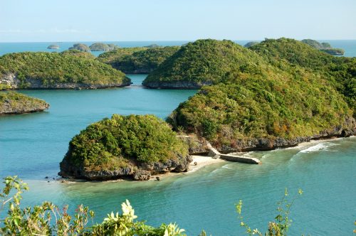 Amazing Hundred Islands