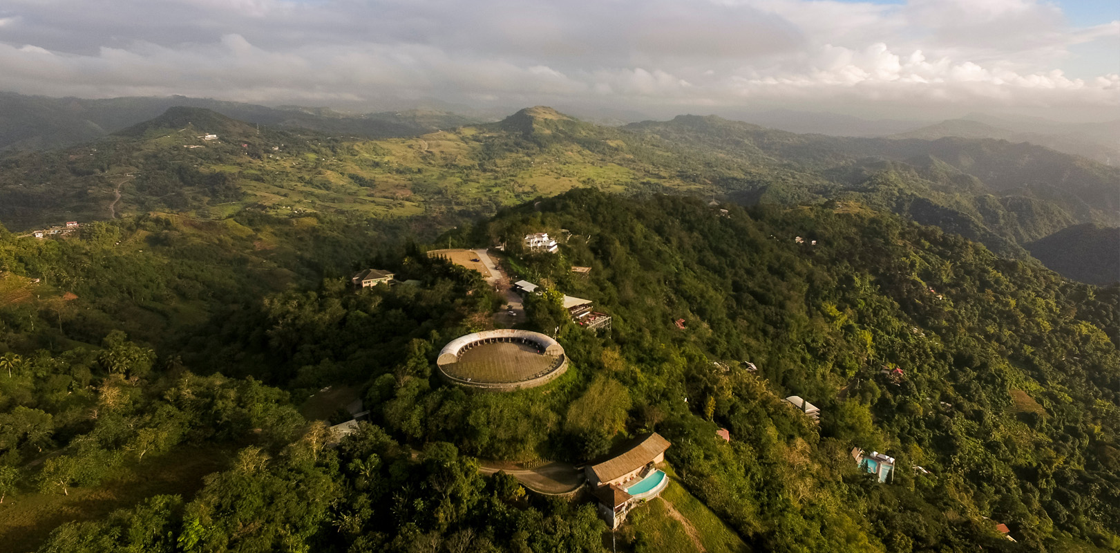 best places in Cebu for couples - Tops Lookout